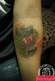 Тетоважата со рака е многу убава, шема на тетоважа машина за тетоважи