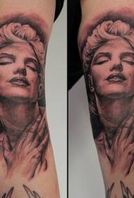 Монро тетоважа модел: Рака Монро Портрет модел на тетоважа