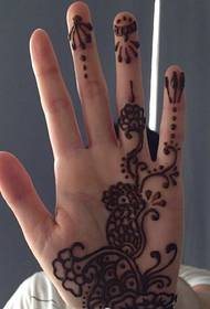 Suitable for girls in the palm of the hand fashion Henna tattoo tattoo