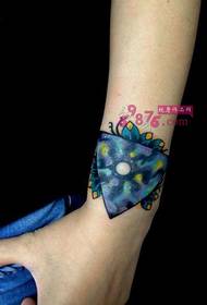 Star tatsulok na pulso personalized na larawan ng tattoo