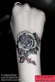 Girl's wrist beautiful rose tattoo pattern