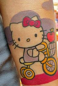 Slika lijepe ručne mode lijepog uzorka crtane tetovaže