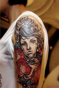 Dominuojantis gėlių rankos grožio avataras tatuiruotės paveikslėlį
