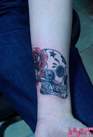 Creative design skull rose wrist tattoo picture