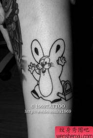 Мала свежа работа со тетоважи со зајаци
