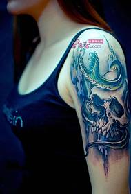 European and American retro skull creative big arm tattoo pictures