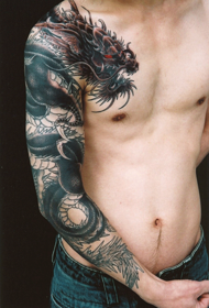 Mænds halv rustning sort drage tatovering