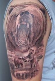 Iso käsivarsi kaunis karhu pään tatuointikuvio