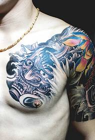 Барвисті татуювання на половину довжини кальмари та праджна