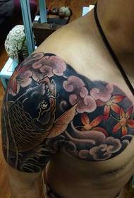 Tetovaža tetovaže lignje sa pola oklopa