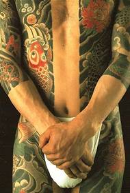 슈퍼 압도적 인 일본식 이중 목 문신 사진
