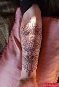 Pola tato totem kapribadian sing populer