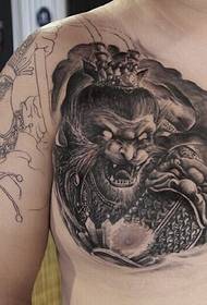 Super dominujący tatuaż półpancerza małpy