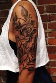 Arm zwart grijs mooie roos tattoo patroon