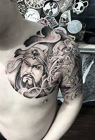 Domineering half-black and white Guan Gong tattoo