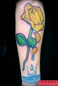 Professionella tatueringar: Yellow Rose Tattoo Pattern Picture