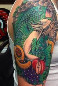 Modello di tatuaggio di pesce e frutta di colore brillante braccio braccio vecchia scuola