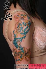 Sett med tatoveringsmønster for arm