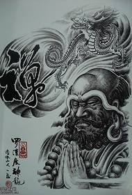 un motif de tatouage demi-tatouage traditionnel Bouddha