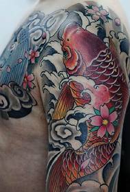 Vrlo cool obojena polurezbarena tetovaža lignje