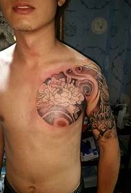 Super ideāls pusbruņota pūķa tetovējuma tetovējums