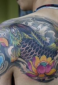 Chinesesch Lotusfleeg Squid Hallef-Rüstung Dominatioun Tattoo