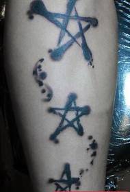 Rankos rašalo stiliaus penkiakampės žvaigždės tatuiruotės modelis