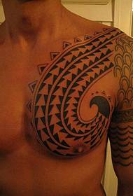 Manlik links 'n mooi swart tribal Totem Tattoo prentjie swart, stam