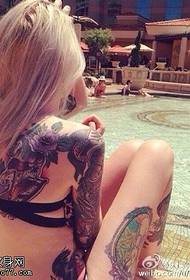Seksi ljepota vruće cvjetne uzorke tetovaža