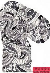 Puoli lohikäärme lohikäärme tatuointi kuvio kuva