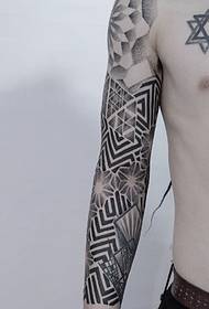 크리 에이 티브 꽃 팔 기하학적 토템 문신 패턴