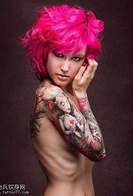 Patrón de tatuaxe de cor pop muller brazo de flores