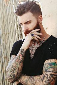 European and American male models' handsome double flower arm tattoo pattern