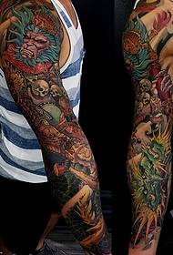 Men's flower arm fights Buddha's and dragon tattoo patterns