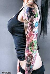 Cvjetni krak seksi crtasti uzorak tetovaža