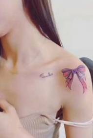 clavicle tattoo: small fresh tattoo pattern in the girl's clavicle 9 Zhang