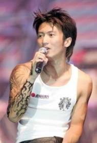 Nicholas Tse's flower arm totem tattoo pattern