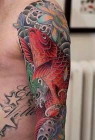 Maua mkono nyekundu squid tattoo tattoo mtindo jicho-kuambukizwa