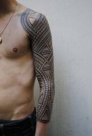Цветни крак прекрасни полинезијски тотем тетоважа узорак
