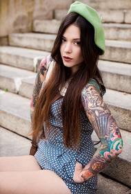 Mode skønhed blomsterarm tatovering