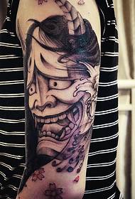 Tatuaje de brazo de flor prajna tradicional en blanco y negro tatuaje
