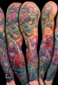 Cartoon tatuatu multi-pittatu tatuatu schizzu di tatuaggi di braccia di fiori europei è americani