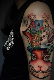 Kleurrijke bloem arm totem tattoo tattoo