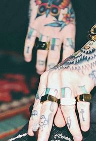 Modni uzorak za tetoviranje cvjetnih ruku za strane hipstere