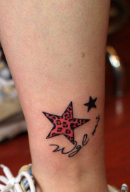 footed luipaard vijfpuntige ster tattoo foto