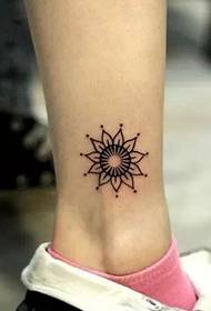 tatuaggiu eleganti è affascinante di u turchinu