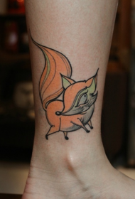 腳踝可愛的卡通小狐狸紋身圖案