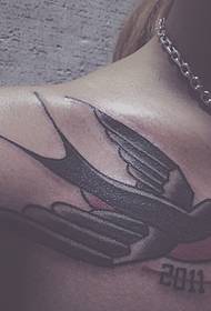 ombro padrão geométrico andorinha tatuagem padrão