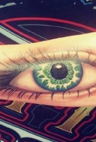Brazo sheng en líneas simples geométricas pintadas imágenes de tatuajes de ojos realistas en 3D