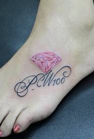 Pob zeb diamond tattoo zoo nkauj rau ntawm tus ntxhais lub instep